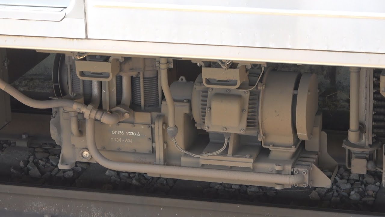 205系600番台　MH3075A-C2000コンプレッツサー作動音。