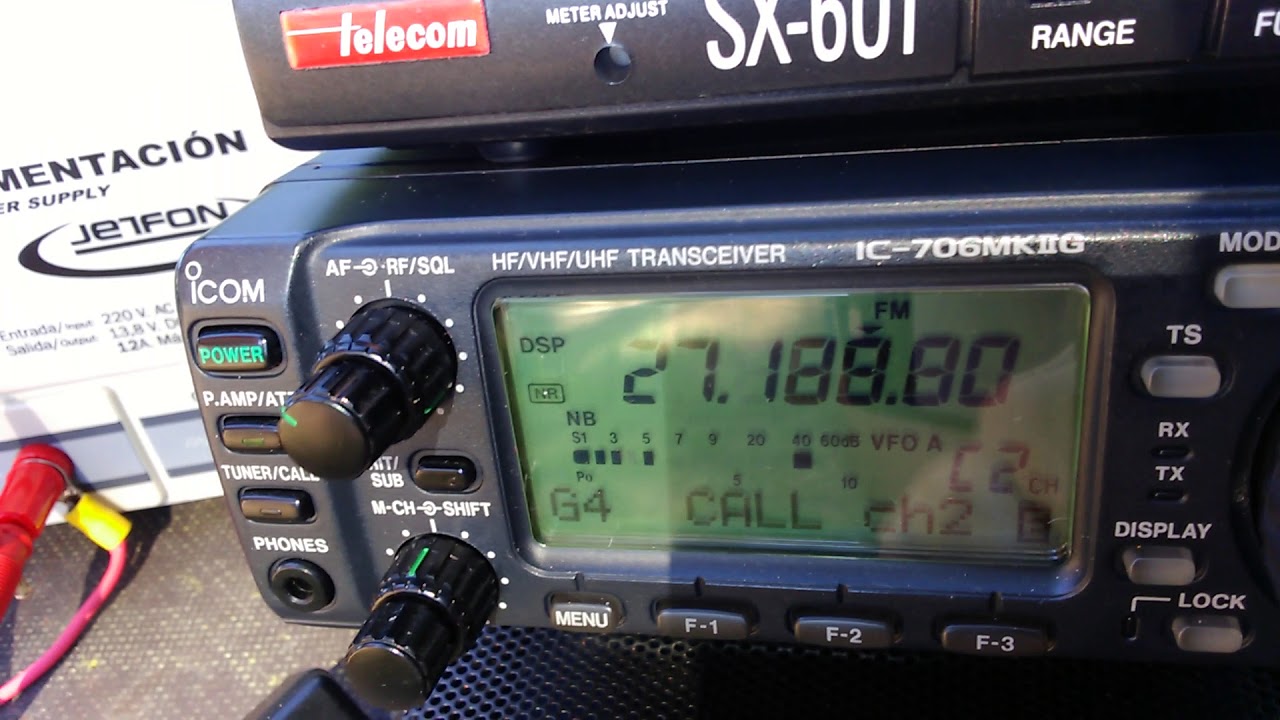 Prueba de ROE en la  Icom 706 MKIIG con SX-601 y dipolo simple. 2016