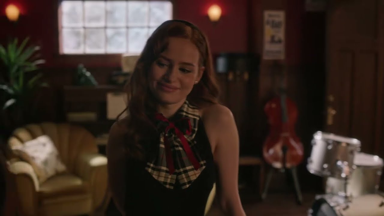 Jughead Talks To Sheriff Keller, Cheryl And Toni Are Going On A Date - Riverdale 7x10 Scene