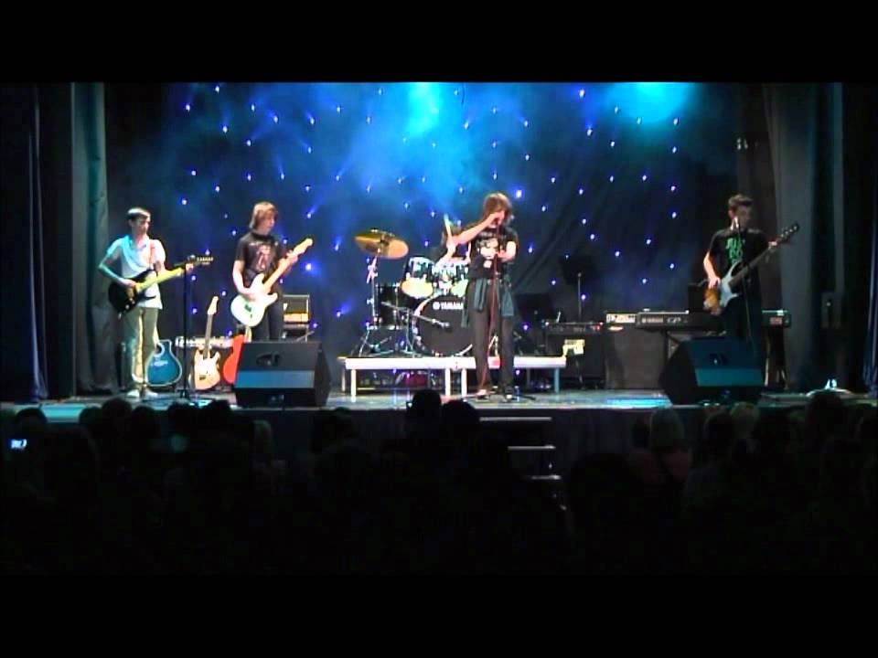 Kenton School Gig - Gold On The Ceiling