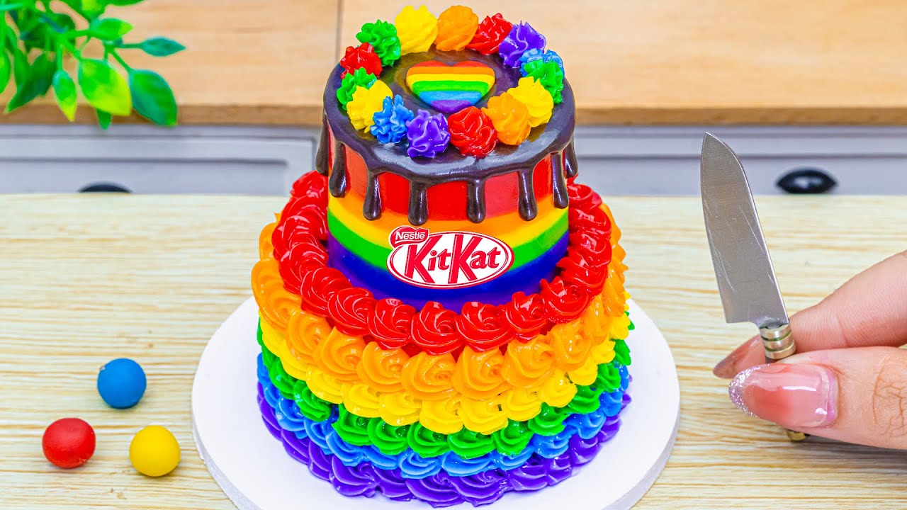 Satisfying Miniature Chocolate Rainbow Buttercream KitKat Cake 🌈 Tiny Rainbow Cake Decorating