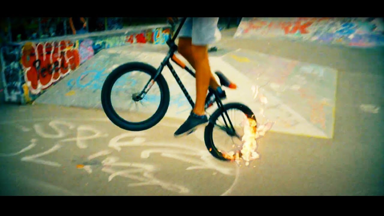 LORENZO CORTES - OOF YEAH (OFFICIAL VIDEOCLIP)