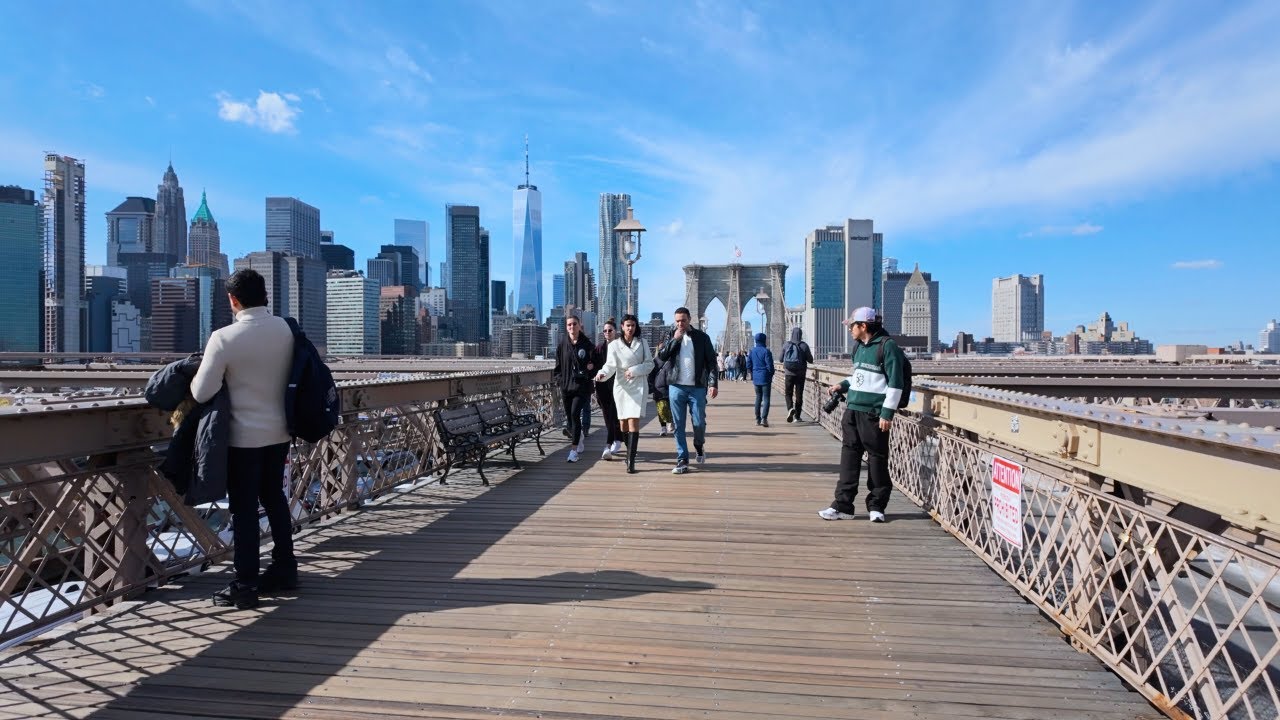 New York City Walk over Brooklyn Bridge to City Hall | 4K HDR