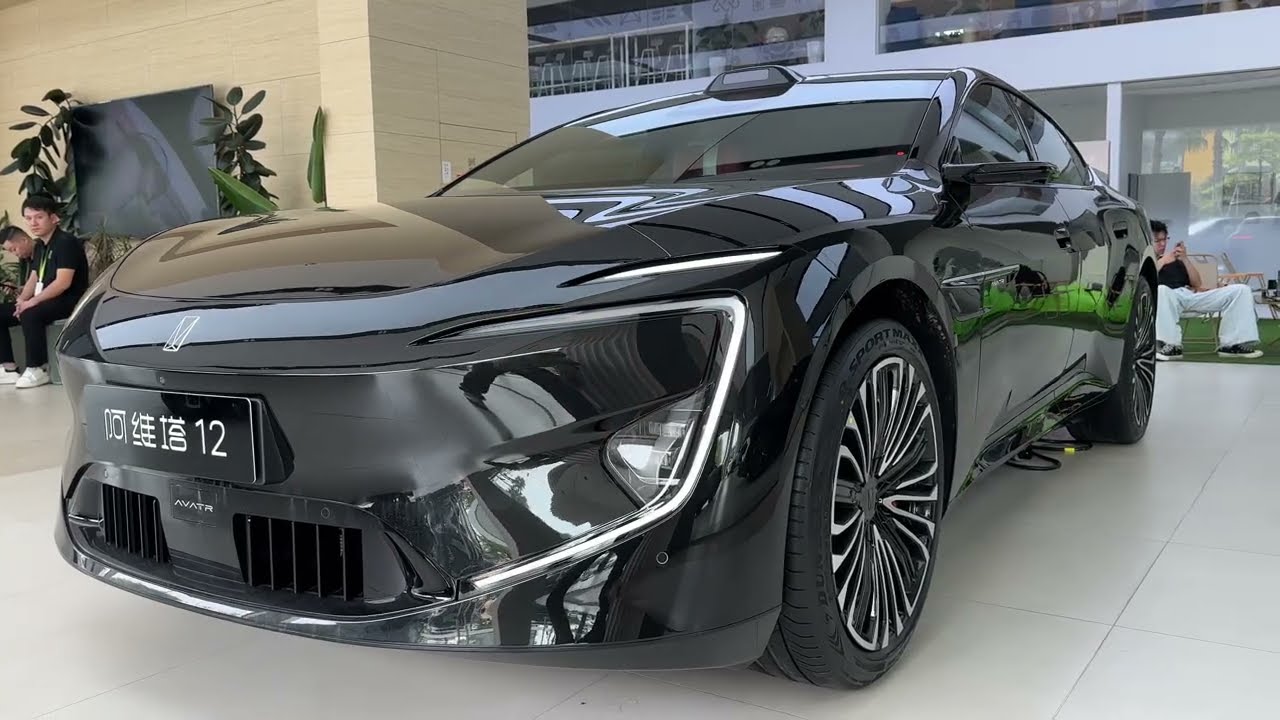 2026 Avatr 12 &ndash; Huawei Tech Inside | Exterior & Interior Walkaround | Immersive Car Experience