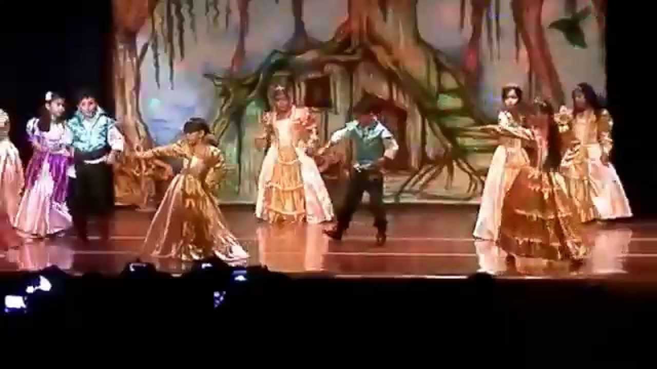 Coreografía bailando Salomé y Torero de Chayanne