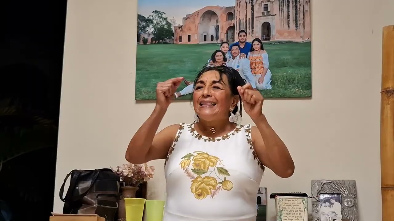 Elda Pérez Valle. Primer Mandamiento.  Iglesia Cristiana Berea.  Maní,  Yucatán,  México. 