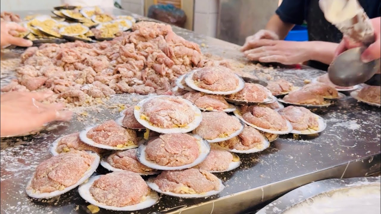 來到大甲要吃什麼呢？在地人帶路吃透透！炒麵,肉羹,大腸米腸,燒餅,炸粿,脆皮肉圓/The best Taiwan Dajia Street Food Collection