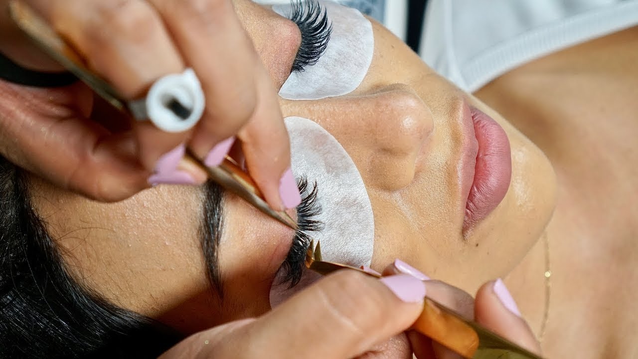 Extensiones de Pestañas Volumen Ruso | Natural Volume | Diseño y Tips Avanzados 🙅 en Beauty Lash