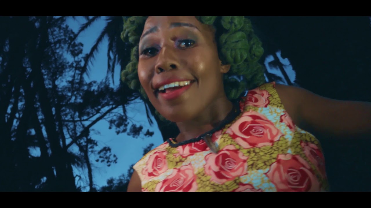 Novuyo Seagirl , Lance Hebron AEIOU (Official Video)