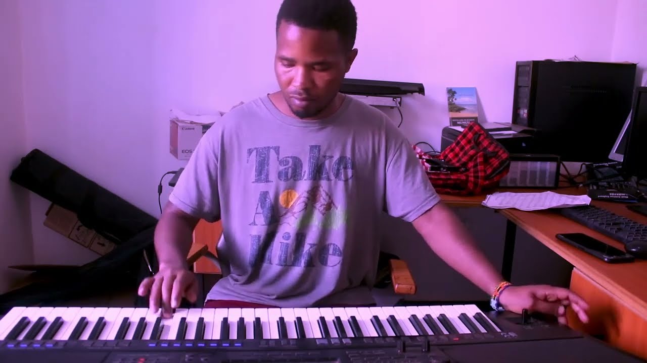 Tazama Jinsi ya kupiga brass freestyle kwenye kinanda  part1