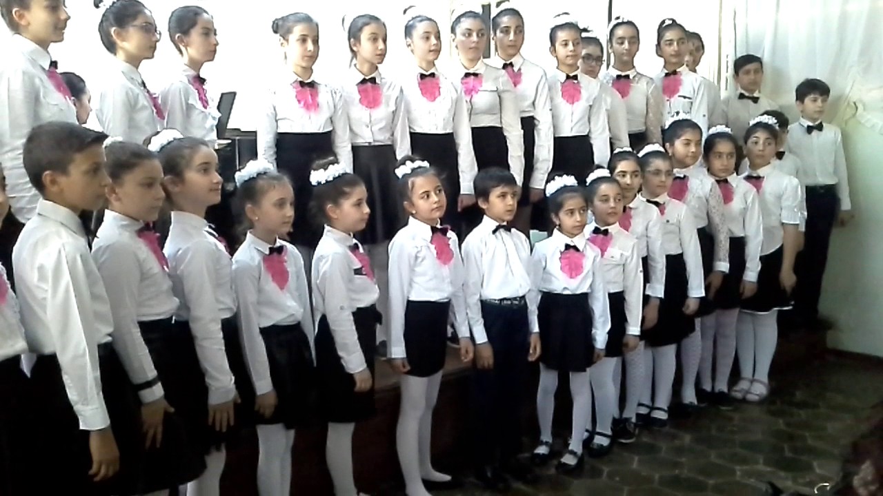 4 nömrəli uşaq  musiqi məktəbinin xor kollektivi - 
