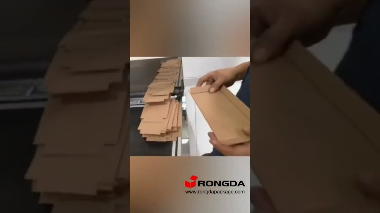 Automatic rigid box V grooving machine with corner cutter