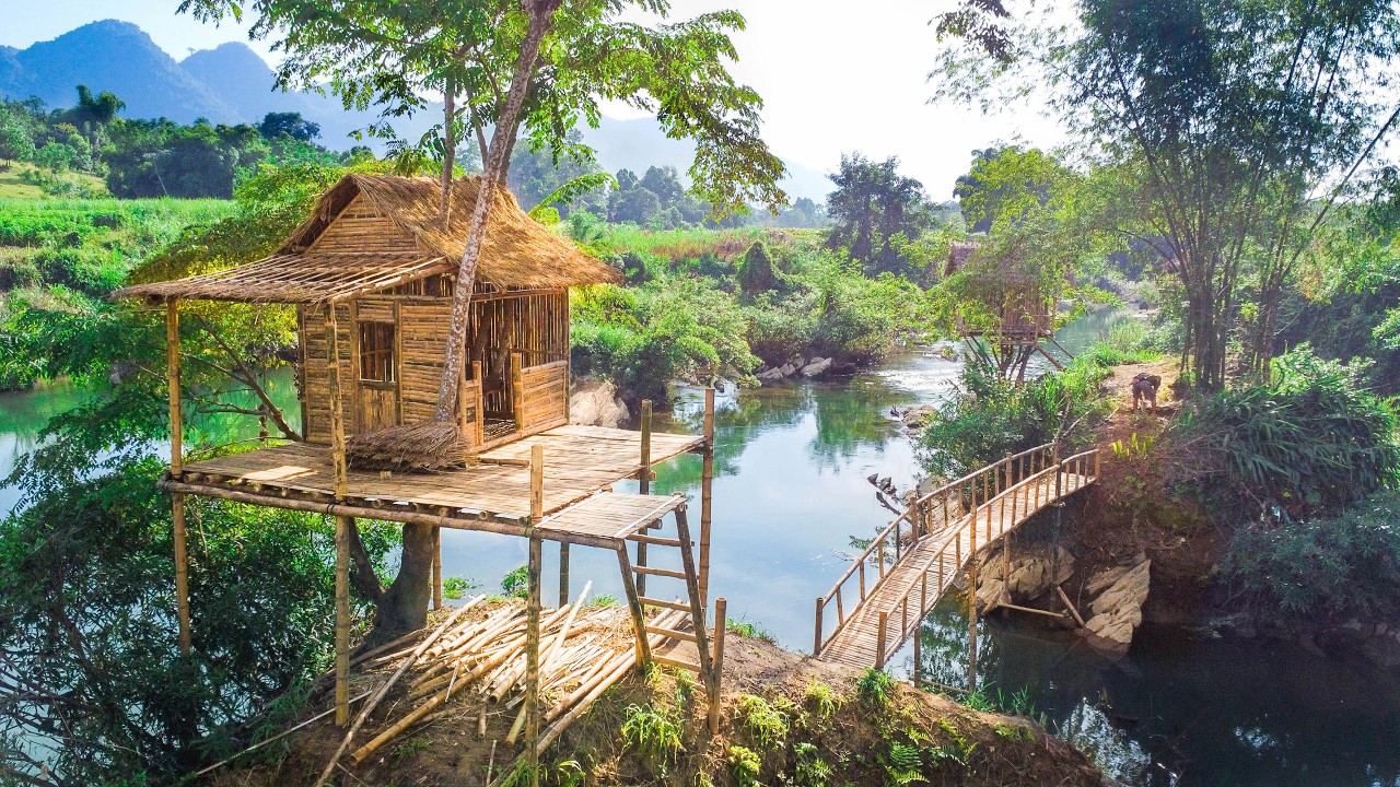 Full Video Build Bamboo House With Grass Roof To Avoid Heavy Rain And Tree House With Swimming Pool