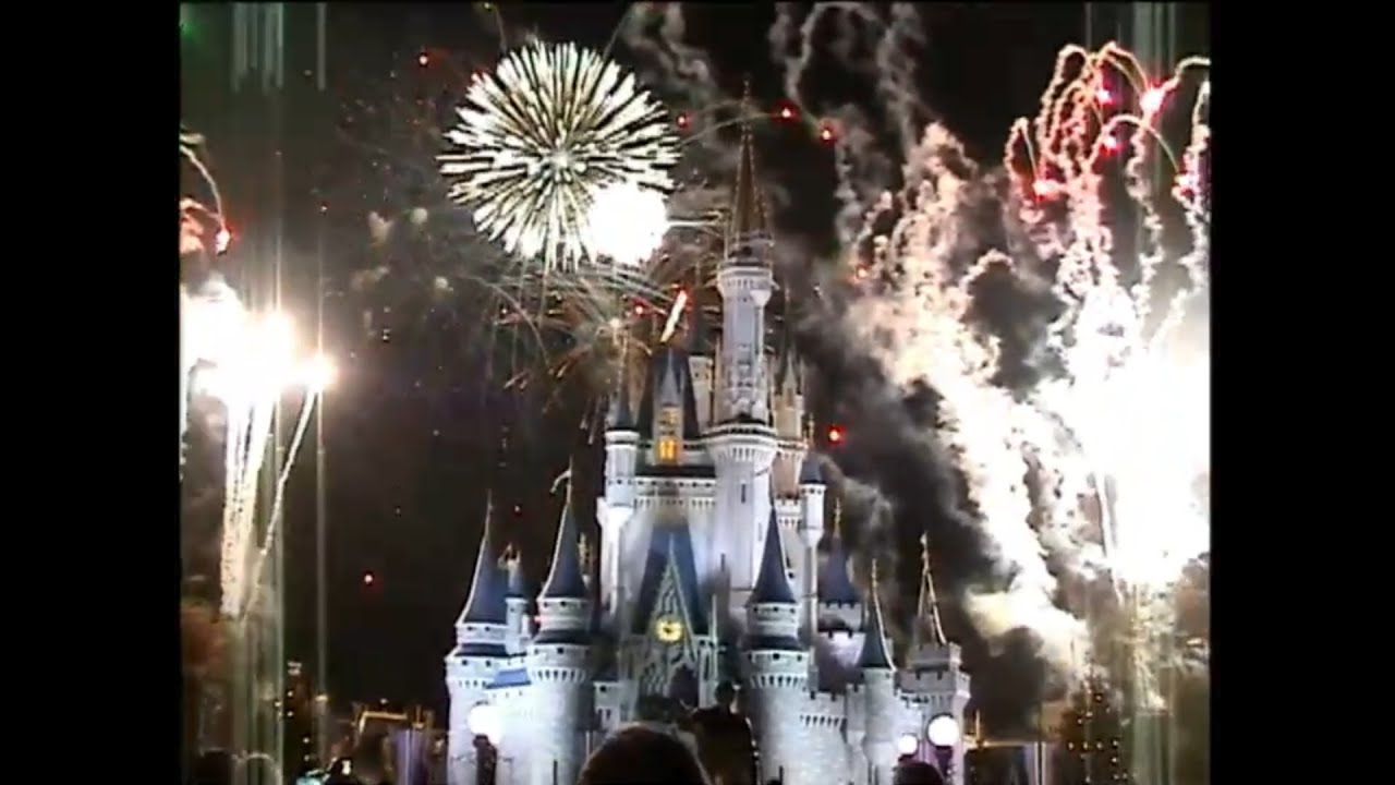 Fantasy in the Sky New Year's Eve fireworks - Dec. 30, 2004 - Magic Kingdom