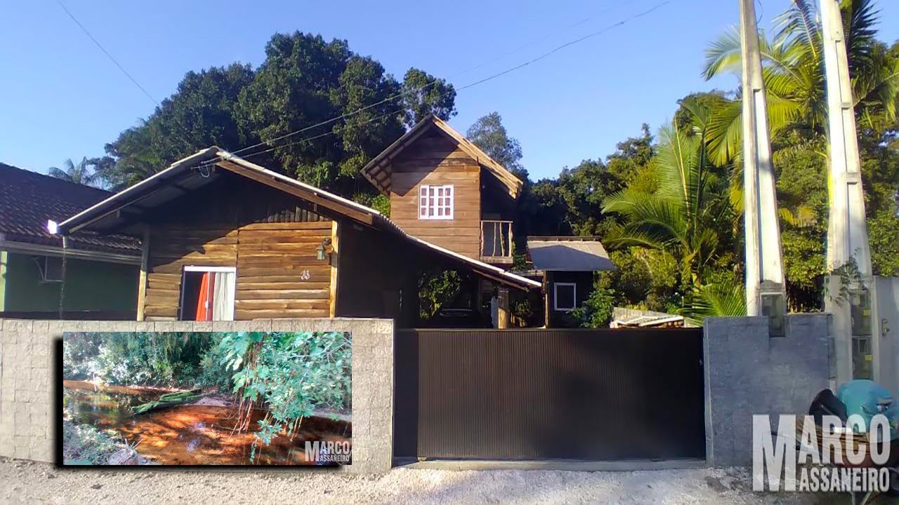 Casa no Bairro Conquista em Balneário Barra do Sul-SC