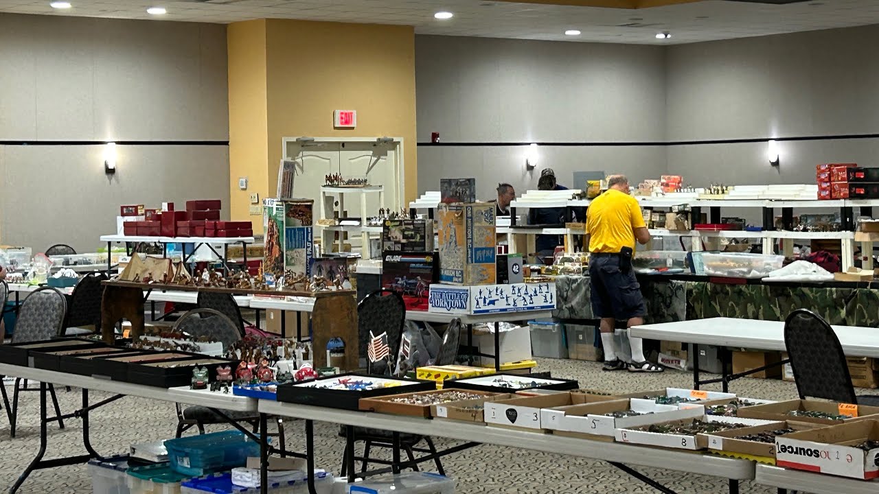 Gettysburg Toy Soldier Show at the Eisenhower conference center and added Gettysburg miniature shop