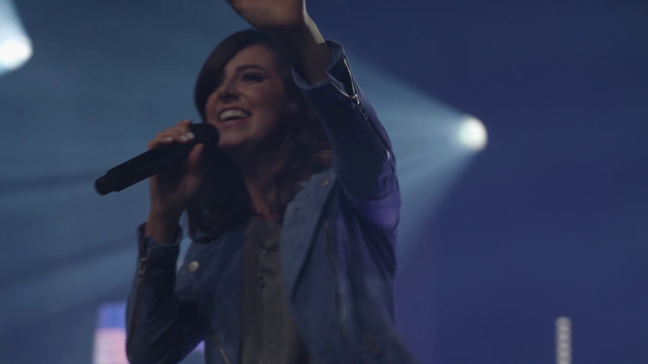 Meredith Andrews - Faith and Wonder (feat. Cody Ray Lee & Abbie Simmons of UPPERROOM) [Live]