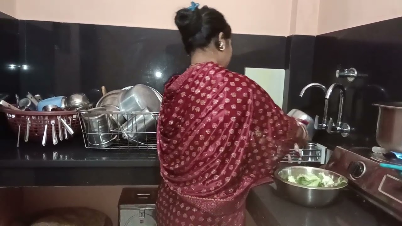 हमारे यूट्यूब चैनल में आप सभी का स्वागत है#ठंडी मुझे बहुत लगती है सुबह के टाइम आप लोग के कितना 