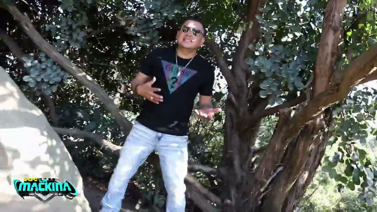 Sin Razon 🔥KUMBIA (Video Oficial)