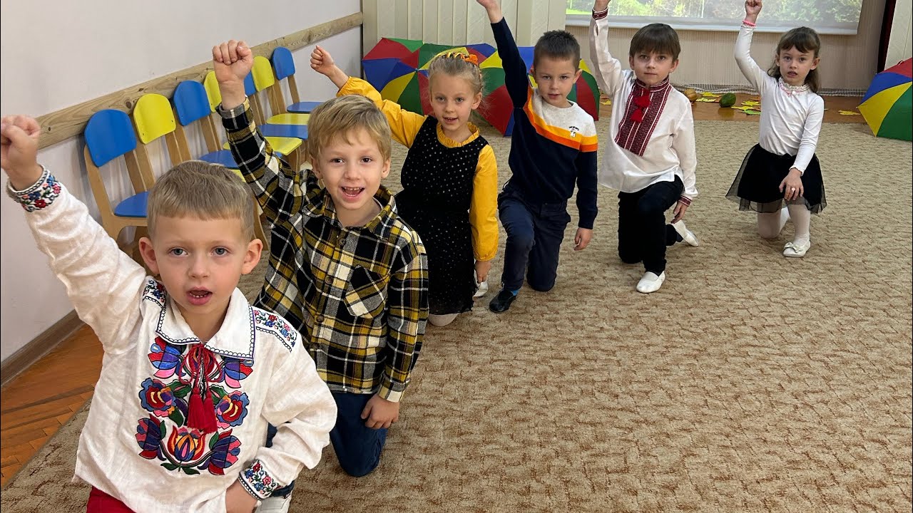 Український танок «Козацькому роду, нема переводу»