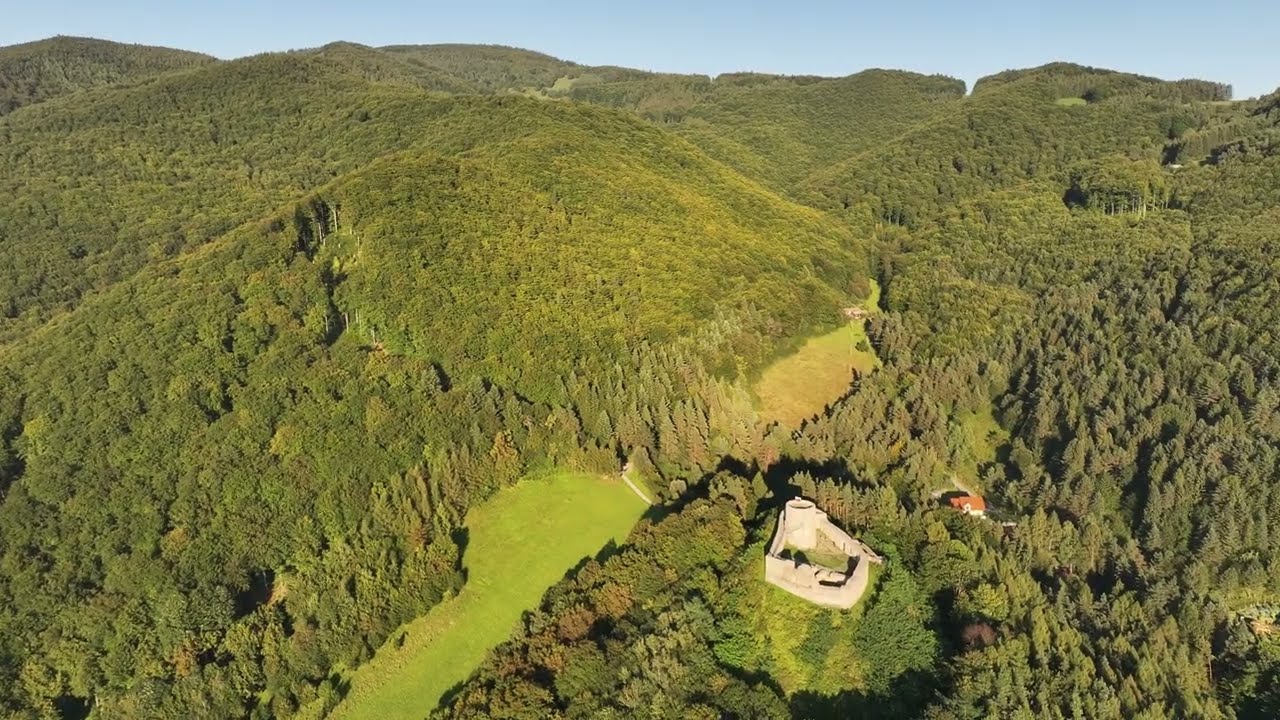 Zamek w Rytrze - Rytro - Rzeka Poprad - Panorama 360 - Mavic 3 Pro