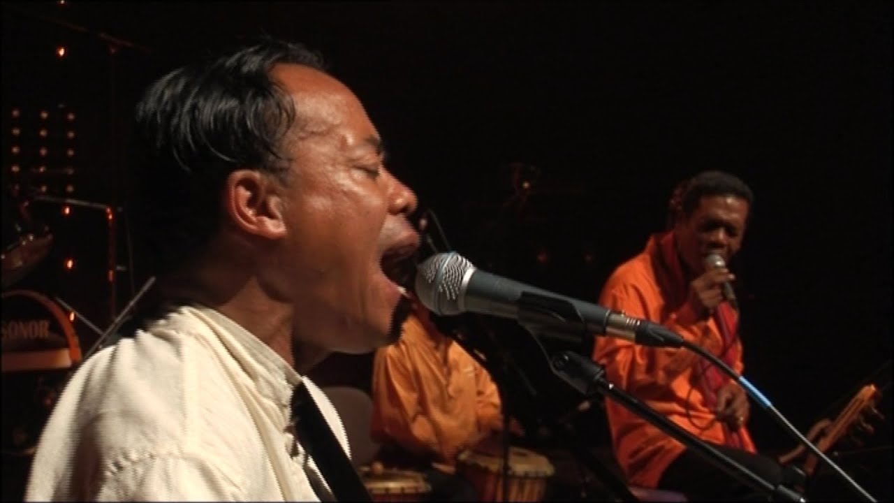 AOMBY Mahaleo Live @ Olympia