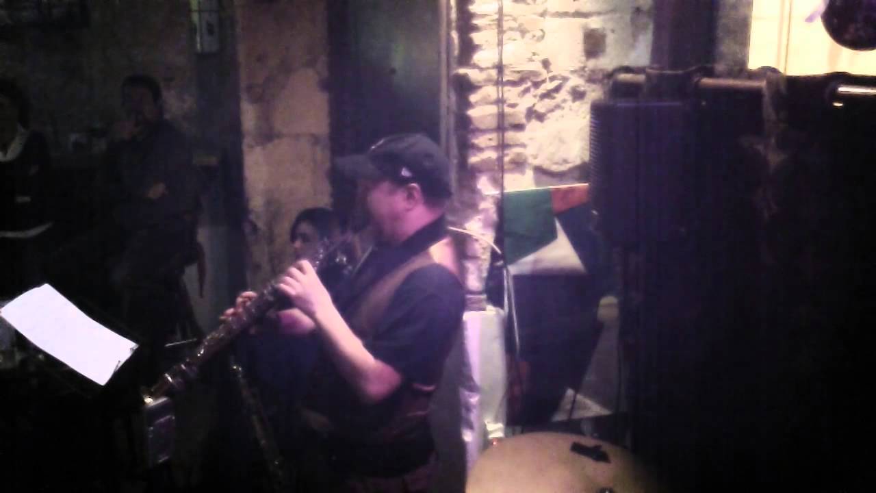 Marcello Carro Soprano Sax Solo on Quiet Notes - Live@Vinvoglio Wine Jazz Club