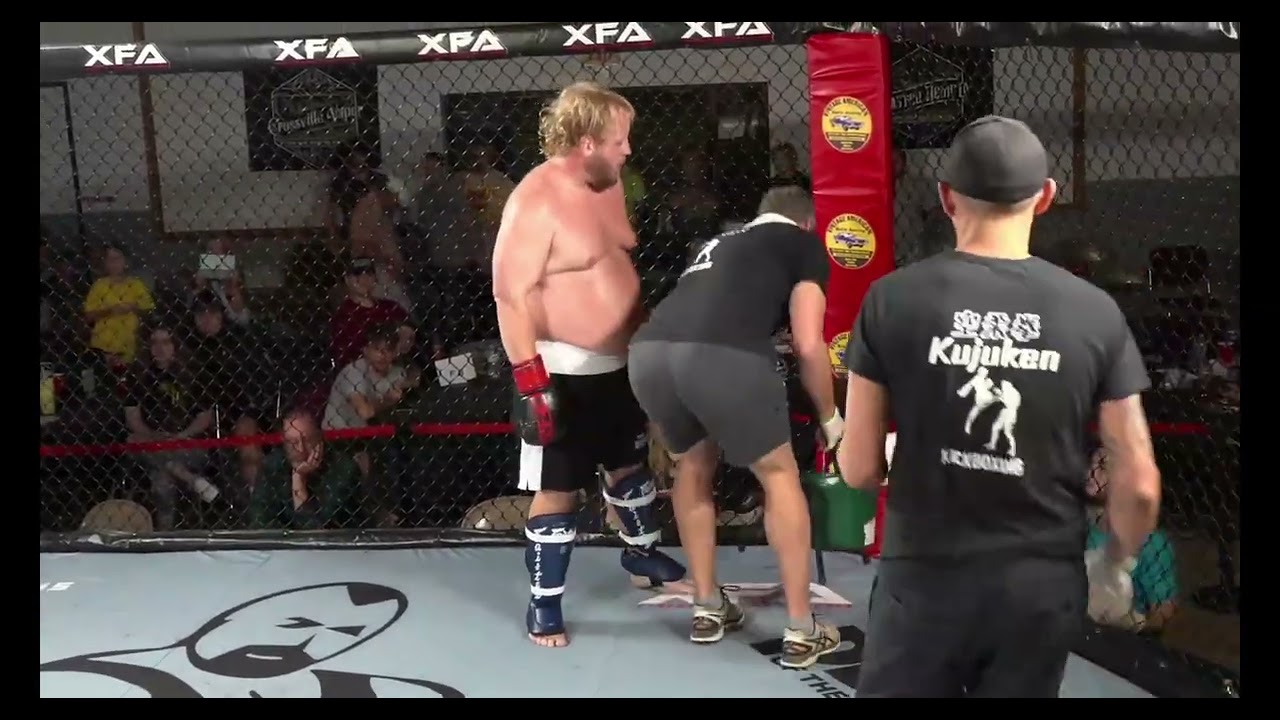 Коди Дек против Майкла Хенегара | XFA Fight Night 6 (18.10.25)