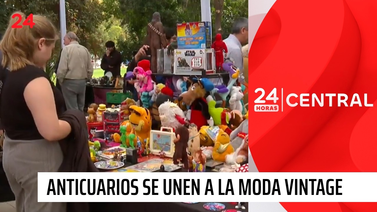 Anticuarios cl&aacute;sicos exponen con colegas del Persa Biob&iacute;o | 24 Horas TVN Chile