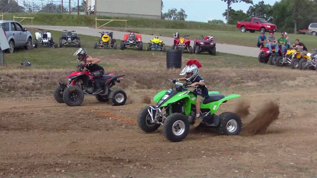 8 yr old on KFX 400 vs 400ex