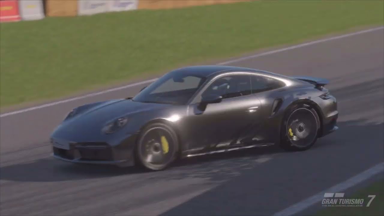 Drifting the Porsche Carrera S
