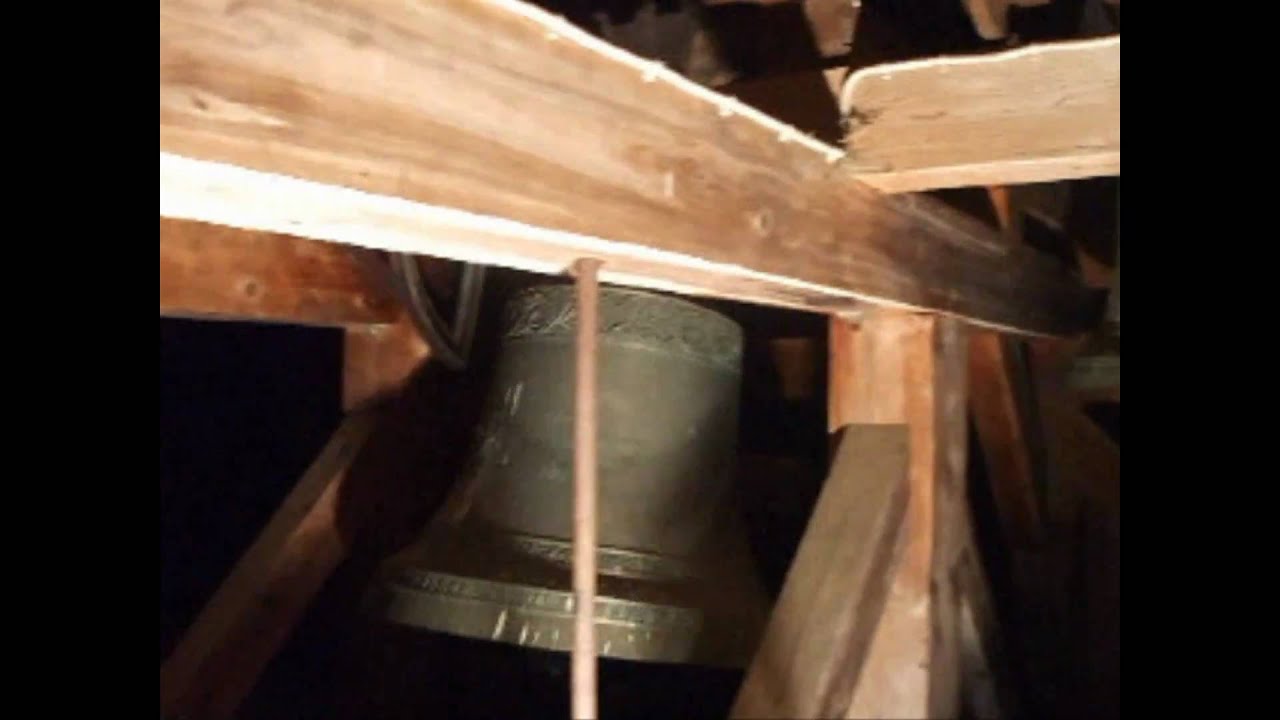 DÄRSTETTEN (CH - BE): Vollgeläute der reformierten Kirche