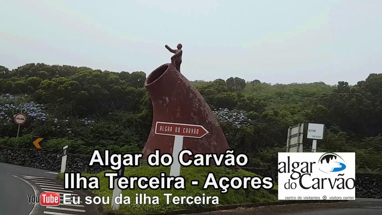 Inside of a volcano - Algar do Carv&atilde;o - Azores - Algar do Carv&atilde;o - Ilha Terceira, A&ccedil;ores