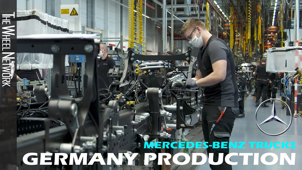 Mercedes-Benz Trucks production restarts under Coronavirus guidelines (Mercedes-Benz Werk W&ouml;rth)