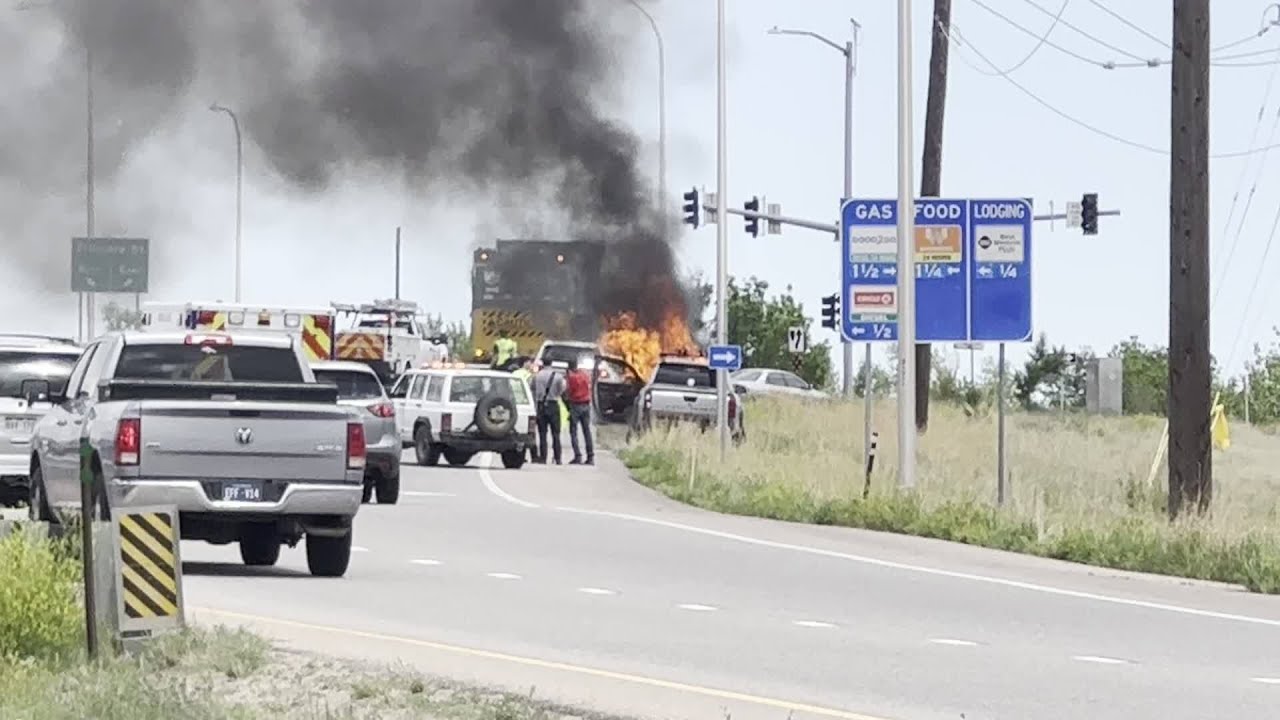 Car fire off I-25 Fillmore Exit in Colorado Springs quickly put out: CSFD