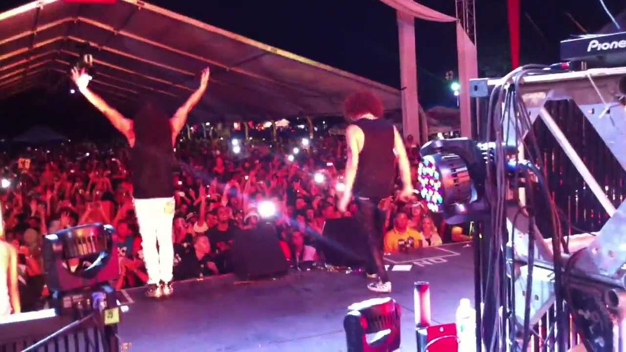 LMFAO - Champagne Showers (LIVE @ Circotic 2011, San Juan. Puero Rico)