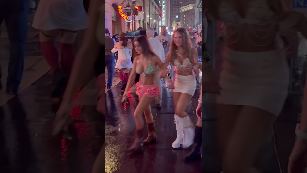 Halloween on Bourbon St in the French Quarter in New Orleans #bourbonstreet #frenchquarter