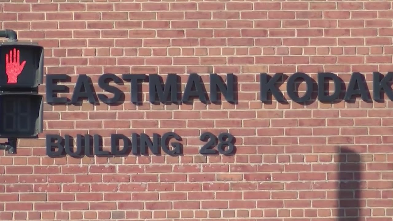 Financial expert: Kodak CEO didn't participate in insider trading if purchases were prescheduled