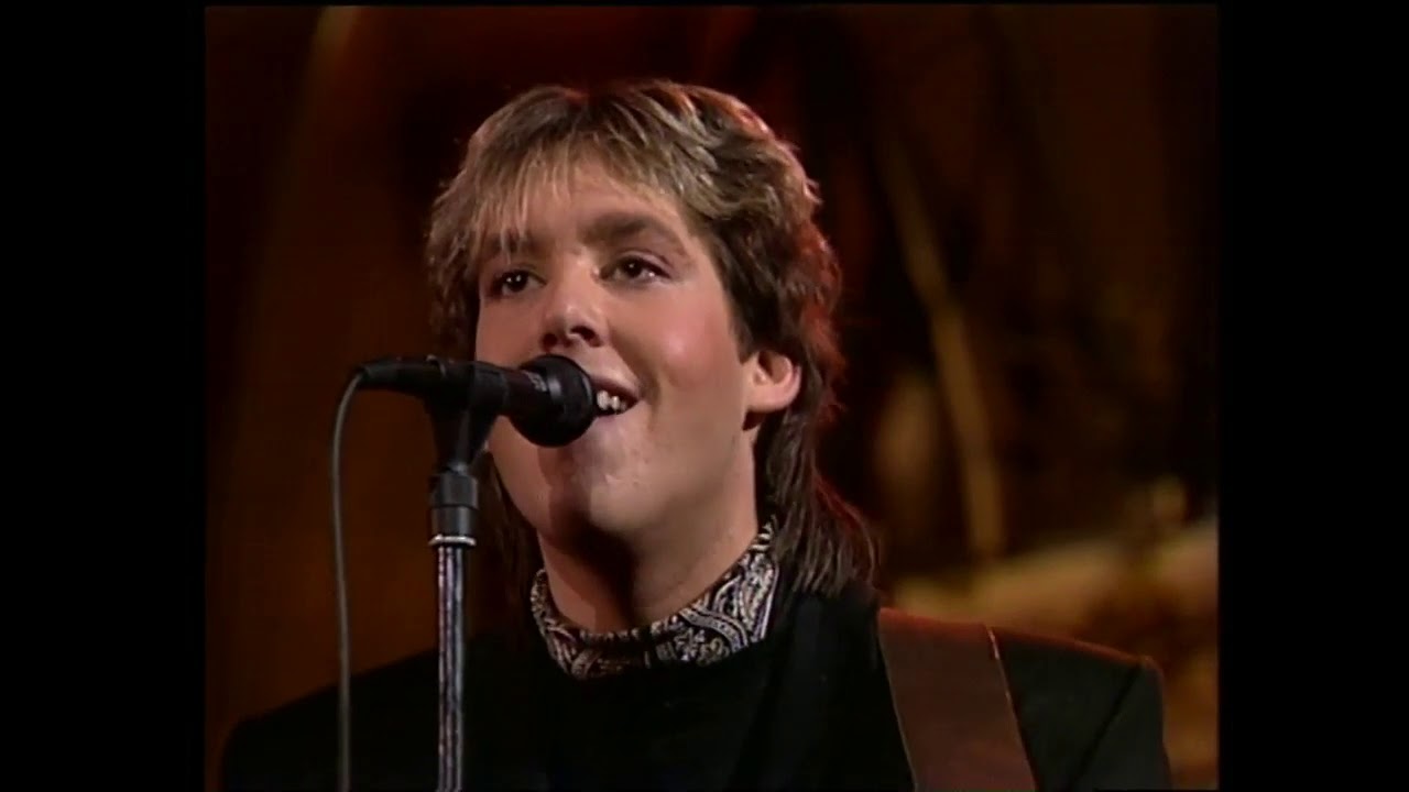 Gyllene Tider Live Måndagsbörsen (Dic 5, 1983) - Presentación completa con audio y video mejorado.