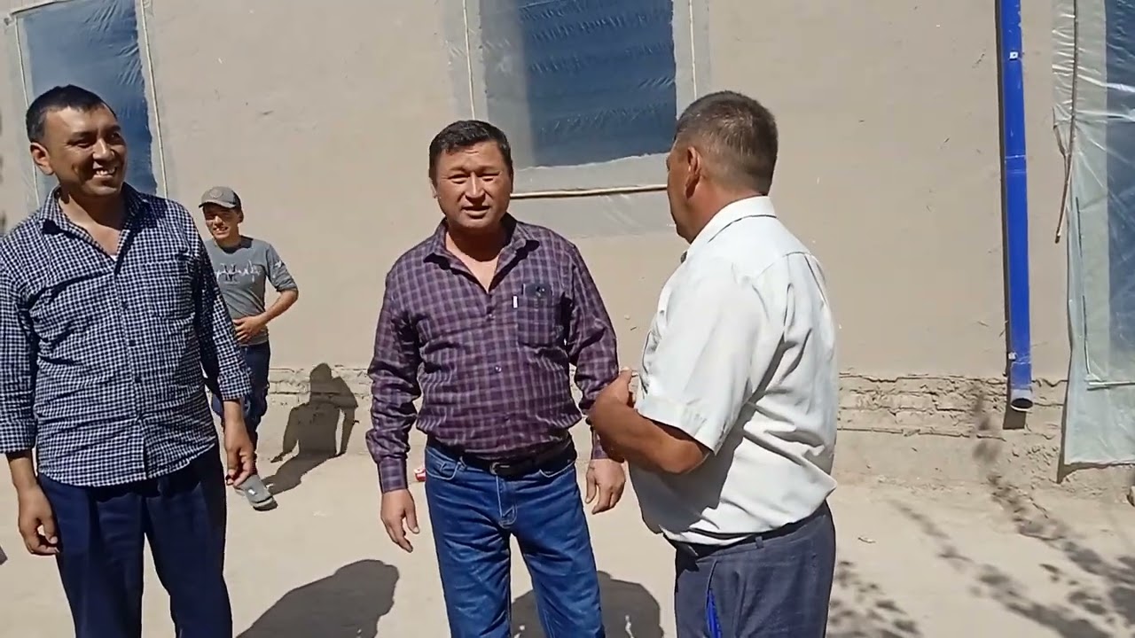 Олчин эли Қадир дўстимиз уйида тўй бугун.