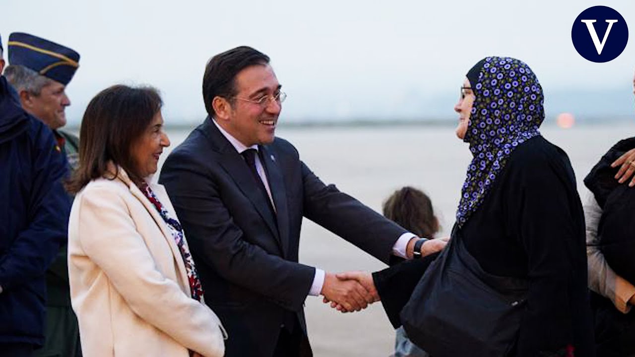 Llegan a la base de Torrejón los 139 españoles evacuados de Gaza, entre ellos 67 menores