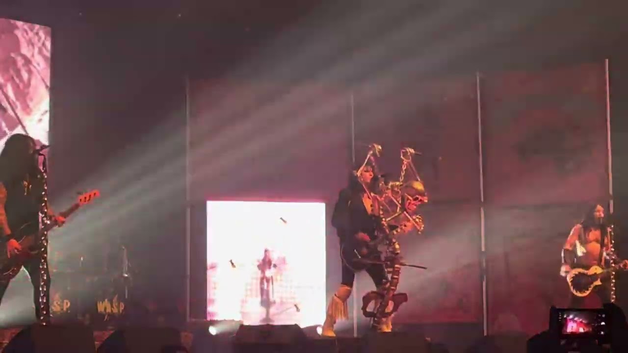 W.A.S.P. - Wild child LIVE Budapest