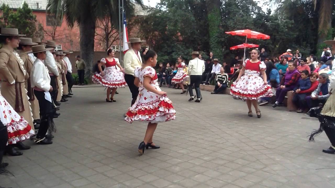 Danza de centro La Seguidilla