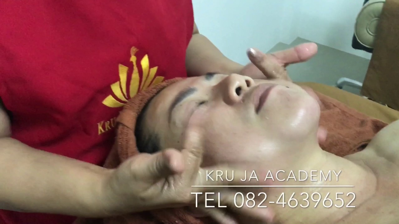 Gold facial massage นวดหน้าทองคำ