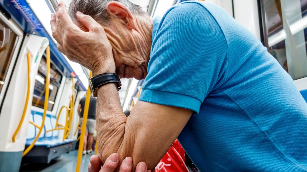 Senior citizens &lsquo;in particular&rsquo; are affected by stores going cashless