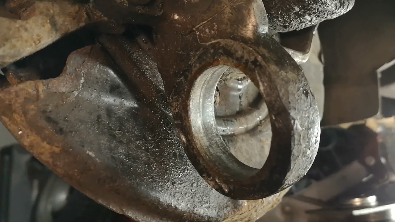 Wymiana tulei pływającej BMW e39 Turing
