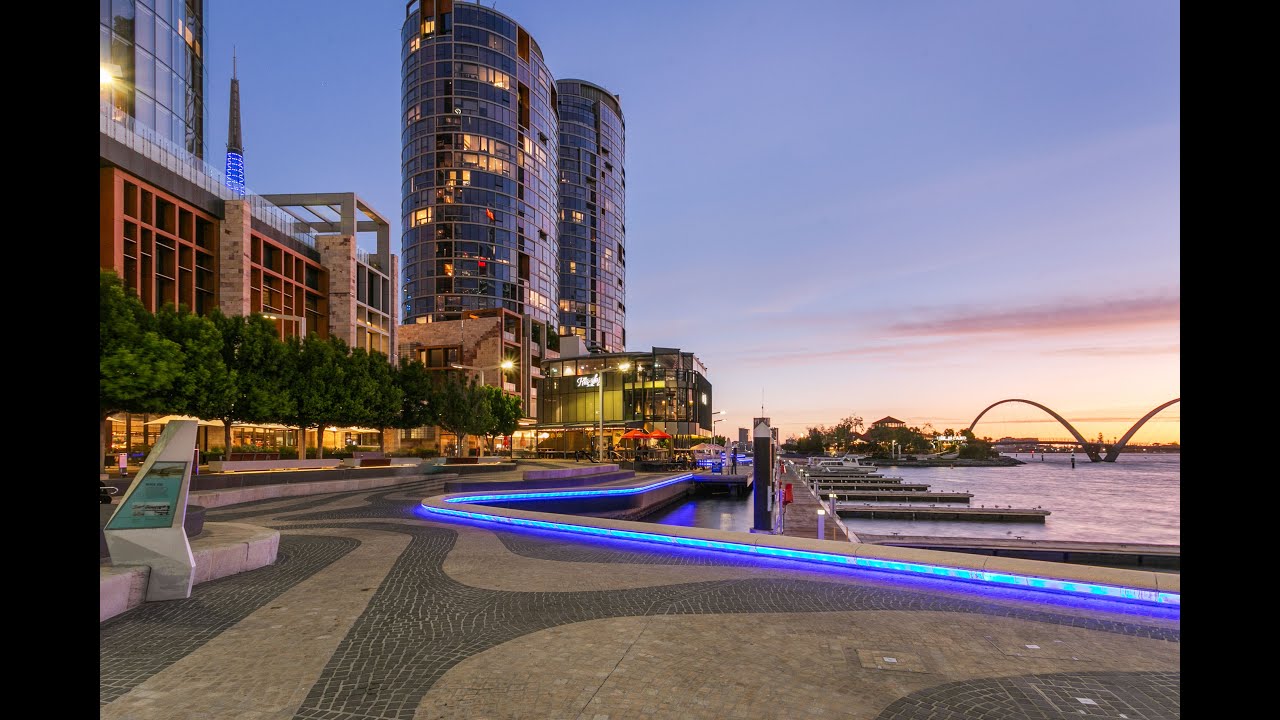 2009 1 Geoffrey Bolton Av