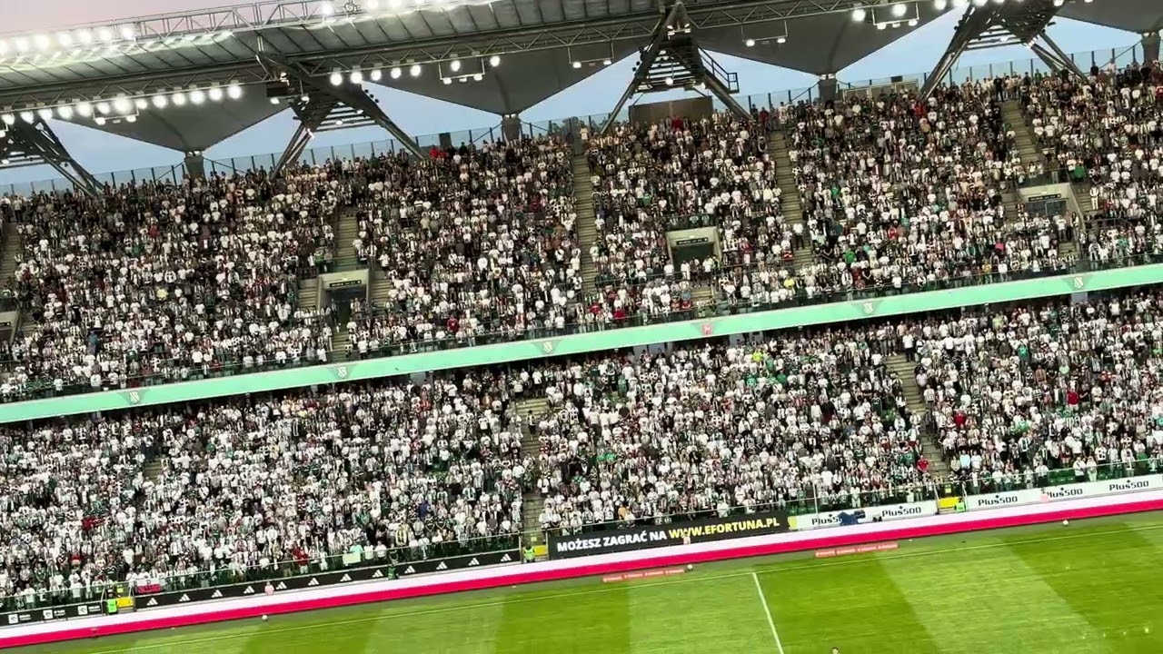 LEGIA WARSZAWA - ARKA GDYNIA: KIBICE ŚPIEWAJĄ HYMN 🇵🇱🇵🇱🇵🇱🇵🇱