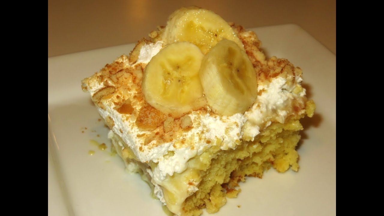 Banana Pudding Poke Cake