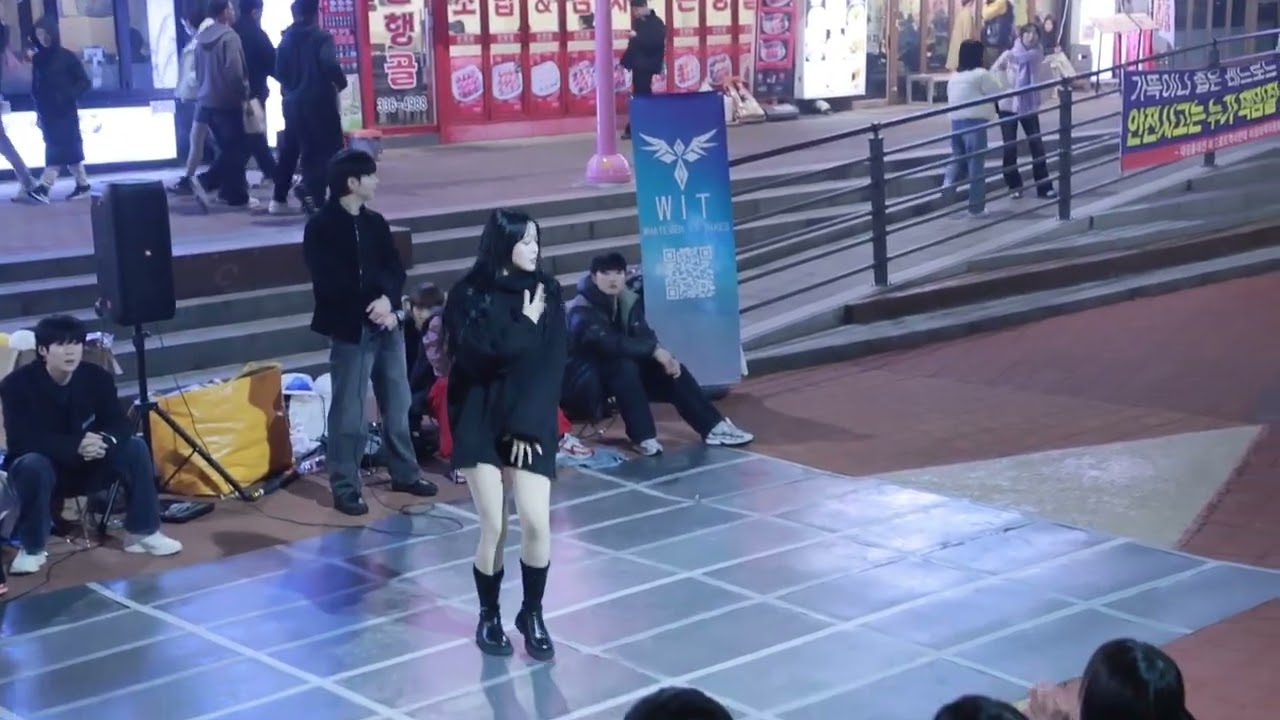 Kpop&JHKTV]WIT&GOD&dongmin Hayeon hongdae kpop&Bboy#UP (KARINA Solo)aespa 위트&하연 홍대케이팝댄스#업